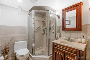 212 Vesper Ave, Middlesex, NJ 08846 - Photo 27