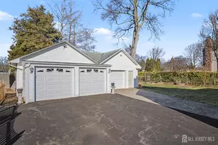 212 Vesper Ave, Middlesex, NJ 08846 - Photo 3