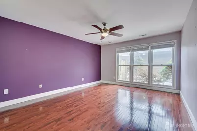 133 Oakmont Court, Edison, NJ 08820 - Photo 11