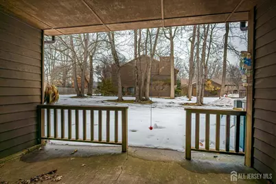 133 Oakmont Court, Edison, NJ 08820 - Photo 29