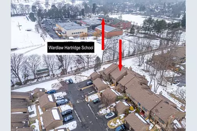 133 Oakmont Court, Edison, NJ 08820 - Photo 5