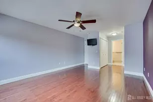 133 Oakmont Ct, Edison, NJ 08820 - Photo 13