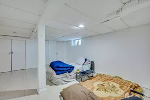 139 Fiat Ave, Iselin, NJ 08830 - Photo 21