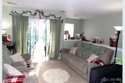 508 Cypress Lane, East Brunswick Township, NJ 08816 - Photo 7