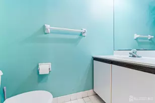 21 Newburgh Dr, Edison, NJ 08820 - Photo 11