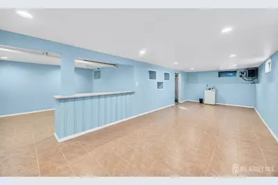 16 Sharot Street, Carteret, NJ 07008 - Photo 19