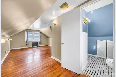 16 Sharot Street, Carteret, NJ 07008 - Photo 17