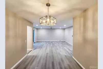 3-D John Adams Court, Monroe Township, NJ 08831 - Photo 9