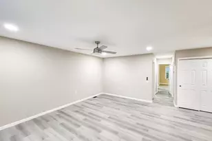 3D John Adams Ct, Monroe Township, NJ 08831 - Photo 7