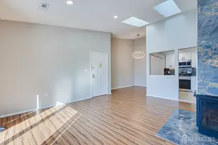 344 Danbury Ln, East Brunswick Township, NJ 08816 - Photo 7