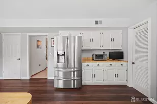 18 Apache Ct, East Brunswick Township, NJ 08816 - Photo 19