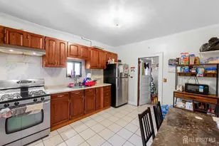 113 Second St, Elizabeth, NJ 07206 - Photo 21