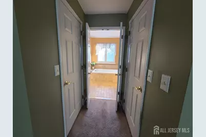 4 Castle Court, Somerville, NJ 08873 - Photo 21