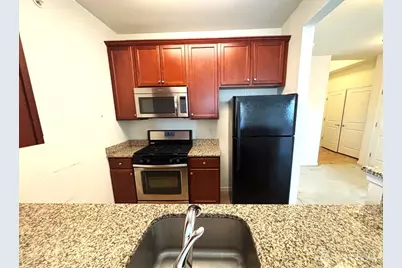 542 E Celebration Way E, South Plainfield, NJ 07080 - Photo 9