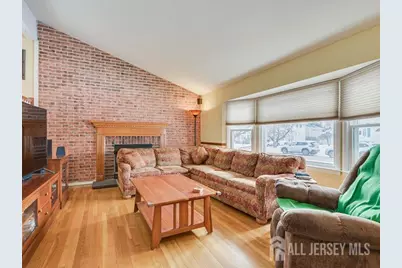 38 Karen Place, Edison, NJ 08817 - Photo 9