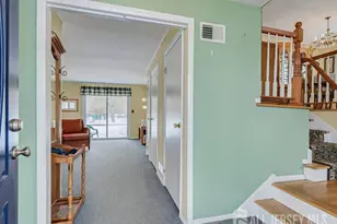 38 Karen Pl, Edison, NJ 08817 - Photo 3