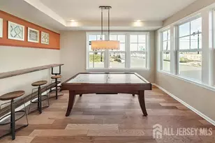 13 Bond St, North Brunswick Township, NJ 08902 - Photo 3