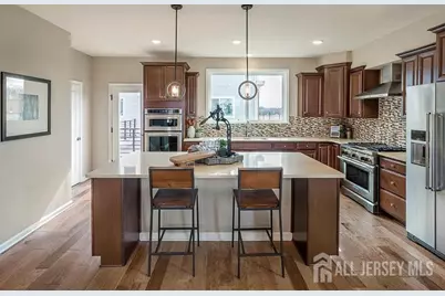 13 Bond Street, North Brunswick Township, NJ 08902 - Photo 9