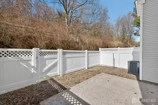 36 Windsong Cir, East Brunswick Township, NJ 08816 - Photo 29