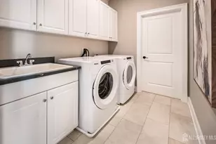 125 Jessie Pl, New Brunswick, NJ 08901 - Photo 15
