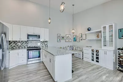 92 Albury Way, North Brunswick Township, NJ 08902 - Photo 11