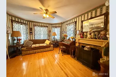 223 Main Street, South Amboy, NJ 08879 - Photo 3