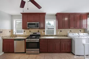 216 Chestnut St, Middlesex, NJ 08846 - Photo 15