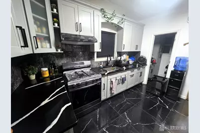 11 W 12th Street W, Linden, NJ 07036 - Photo 5