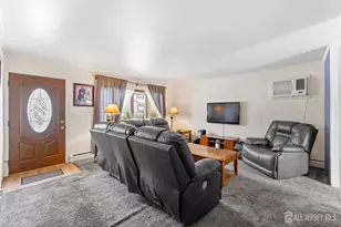 29 Park Ave, Iselin, NJ 08830 - Photo 5