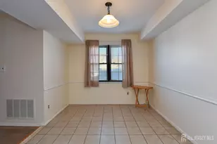 290 Alpine Way, Woodbridge Township, NJ 07095 - Photo 5