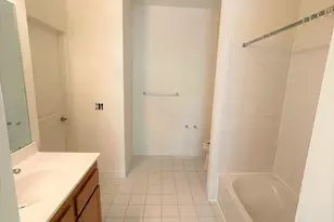 13 Hughes Cir, Sayreville, NJ 08859 - Photo 11