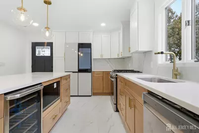 68 Port Reading Avenue, Woodbridge Township, NJ 07095 - Photo 9