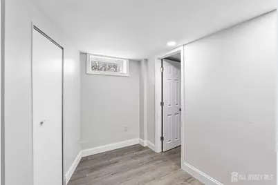 68 W Edward Street, Iselin, NJ 08830 - Photo 37