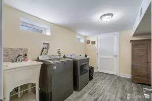 237 Carolyn Ave, Colonia, NJ 07067 - Photo 21