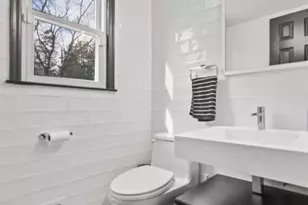 34 Sandalwood Dr, East Brunswick Township, NJ 08816 - Photo 11