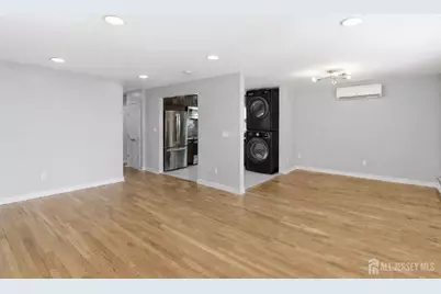 19 Evelyn Court, Maplewood, NJ 07040 - Photo 3