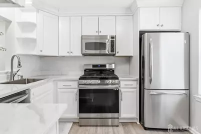 107 Adamecs Street #7, South Amboy, NJ 08879 - Photo 5