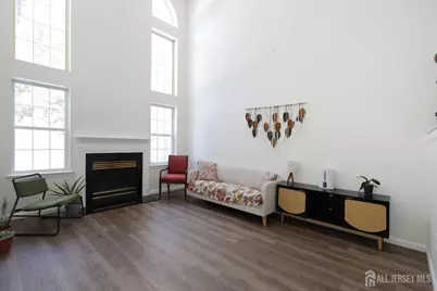 42 Pennsbury Way, East Brunswick Township, NJ 08816 - Photo 5