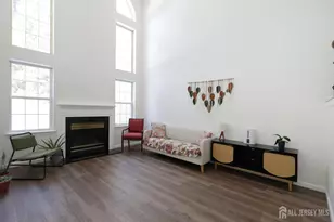 42 Pennsbury Way, East Brunswick Township, NJ 08816 - Photo 5