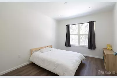 42 Pennsbury Way, East Brunswick Township, NJ 08816 - Photo 13