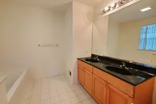 202 Alder Ct, New Brunswick, NJ 08901 - Photo 13