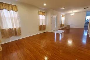 202 Alder Ct, New Brunswick, NJ 08901 - Photo 3