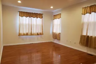 202 Alder Ct, New Brunswick, NJ 08901 - Photo 7
