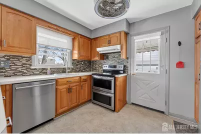 24 4th Avenue, Port Reading, NJ 07064 - Photo 7