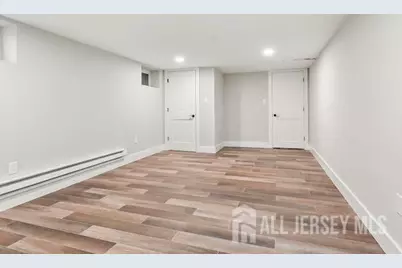 895 Port Reading Avenue #2, Port Reading, NJ 07064 - Photo 7