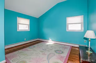 20 Alastair Pl, Colonia, NJ 07067 - Photo 17