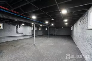 29 S 2nd Ave S, Highland Park, NJ 08904 - Photo 17