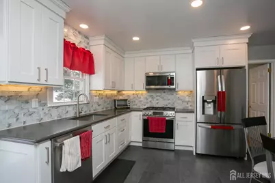 3 Hummingbird Lane, Edison, NJ 08820 - Photo 11