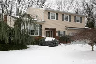 3 Hummingbird Ln, Edison, NJ 08820 - Photo 3