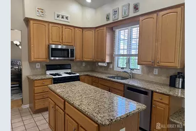 31 Sherwood Drive, Monroe Township, NJ 08831 - Photo 7